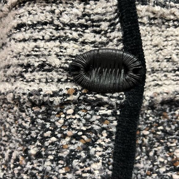 👠Curio knitted cardigan sweater. Size Small - Picture 6 of 8